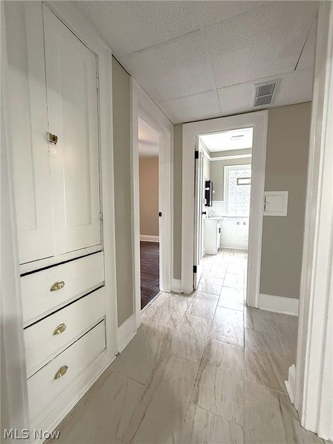 Tiny photo for 14172 Superior Road, Cleveland Heights, OH 44118 (MLS # 5210312)