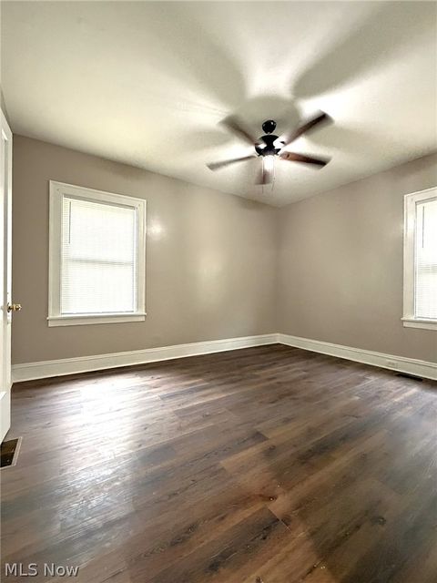 Tiny photo for 14172 Superior Road, Cleveland Heights, OH 44118 (MLS # 5210312)