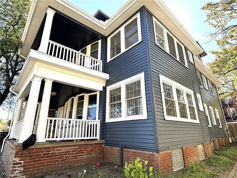Tiny photo for 14172 Superior Road, Cleveland Heights, OH 44118 (MLS # 5210312)