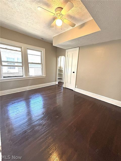 Tiny photo for 14172 Superior Road, Cleveland Heights, OH 44118 (MLS # 5210312)