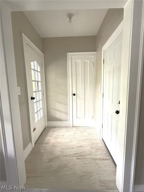 Tiny photo for 14172 Superior Road, Cleveland Heights, OH 44118 (MLS # 5210312)