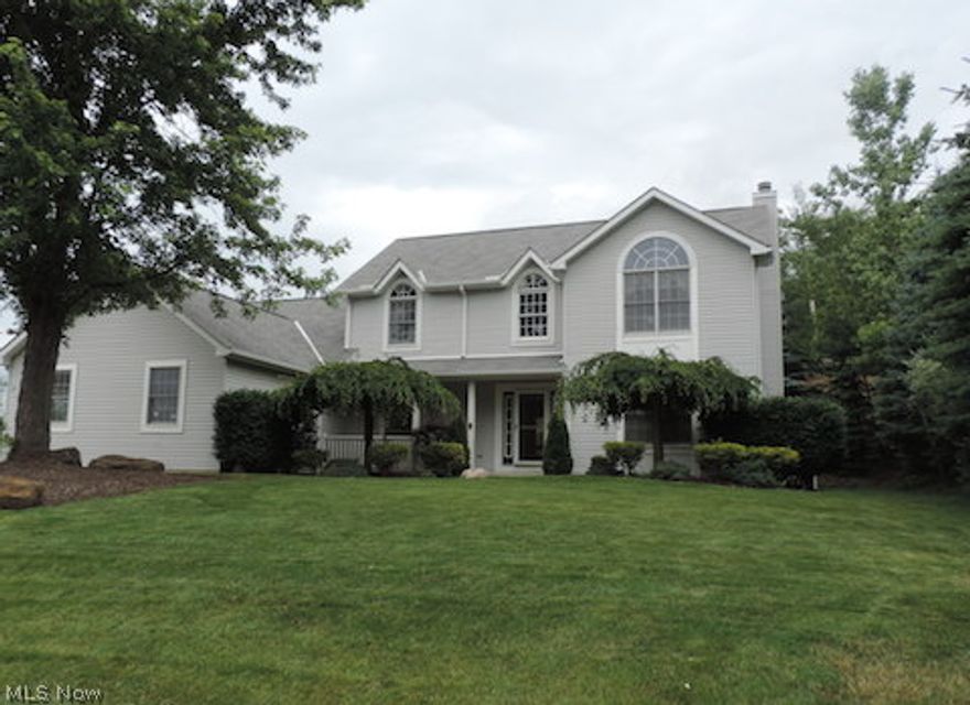 Fabulous location!!  Make this your home 4 bedroom 2.1 bath in Montville Lakes!  Open floor plan Awesome deck off back and cul-de-sac location.  Finished lower level.  Landscaped to perfection with sprinkler system.  Side entry 3 car garage.  Walking trails, shopping and most importantly access to all highways.  Interstate 71, 77 and 271!