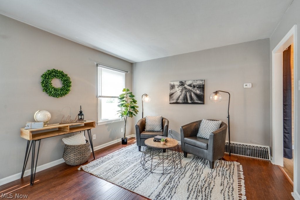 Photo of 1930 18th Street, Cuyahoga Falls, OH 44223 (MLS # 5219079)