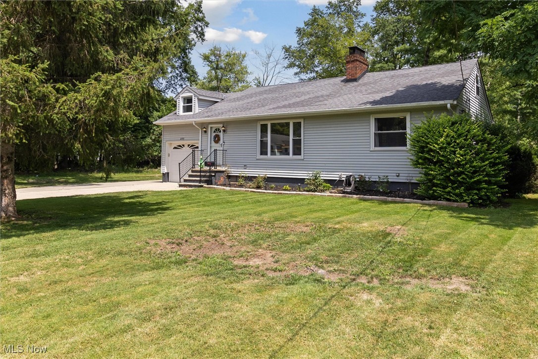 2353 W Hedgewood Drive
