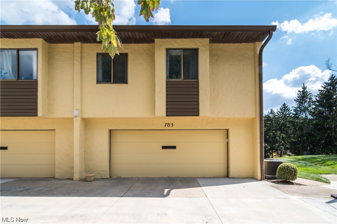 Hampton Woods - Residential