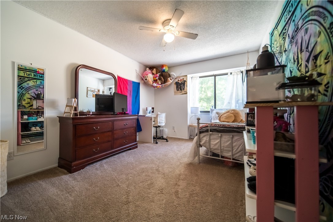 Hampton Woods - Residential