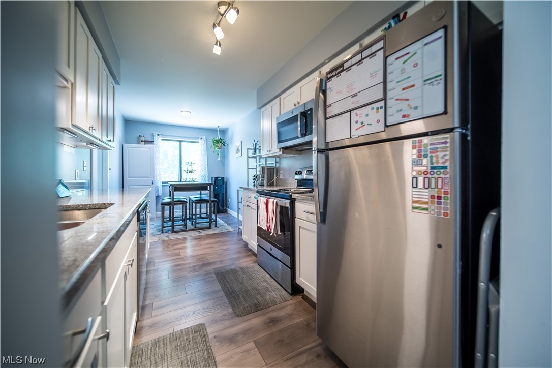 Hampton Woods - Residential