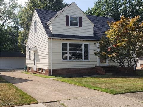 440 E 271st Street, Euclid, OH 44132 - #: 5148694