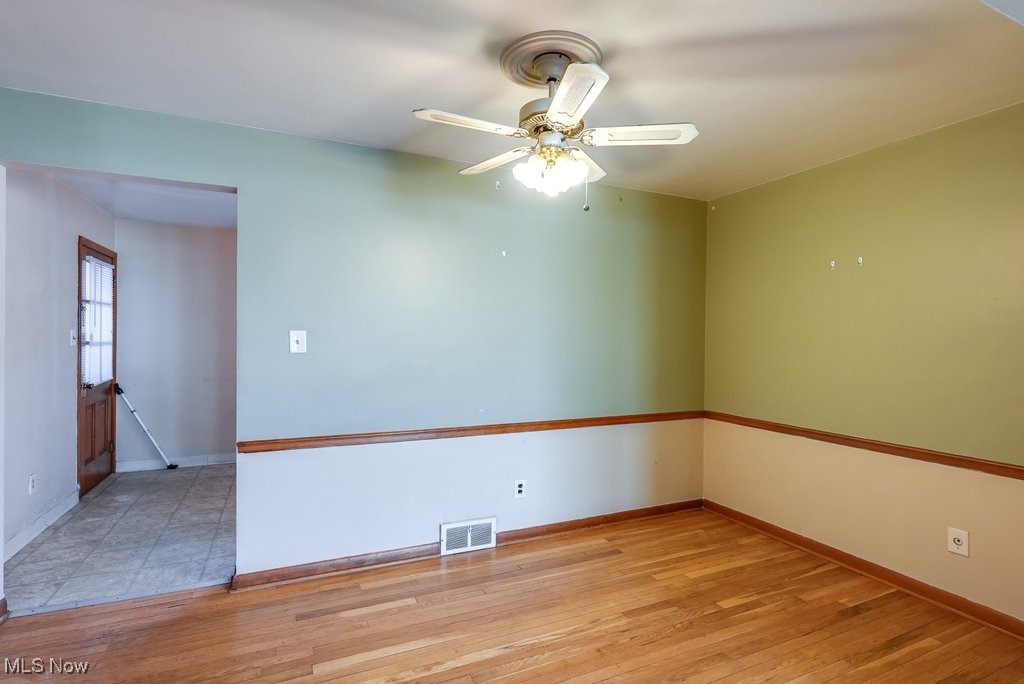 Cuyahoga Falls, Ohio 44223, United States, 4 Bedrooms Bedrooms, ,3 BathroomsBathrooms,Residential,Active,116822