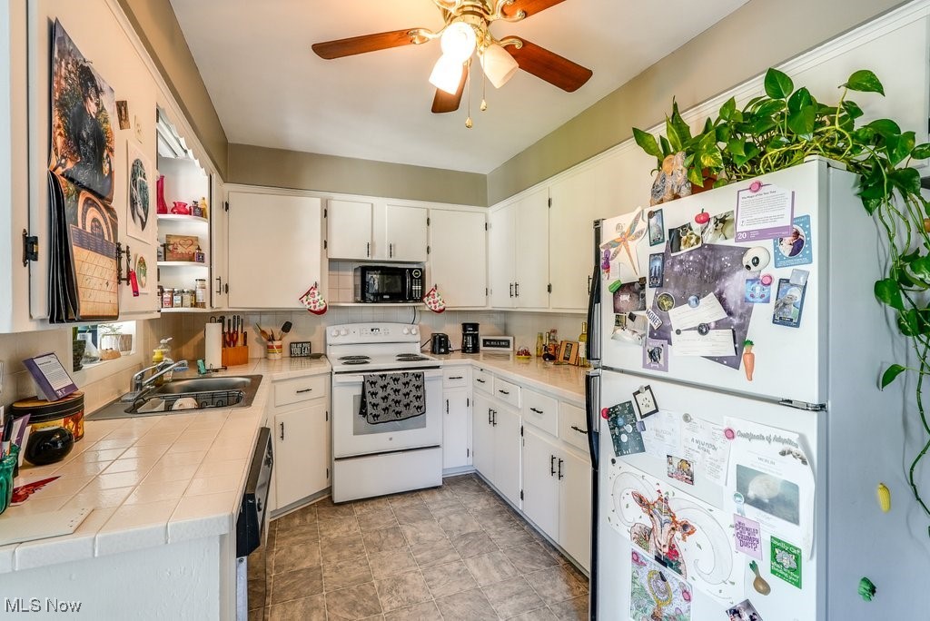 Cuyahoga Falls, Ohio 44223, United States, 4 Bedrooms Bedrooms, ,3 BathroomsBathrooms,Residential,Active,116822