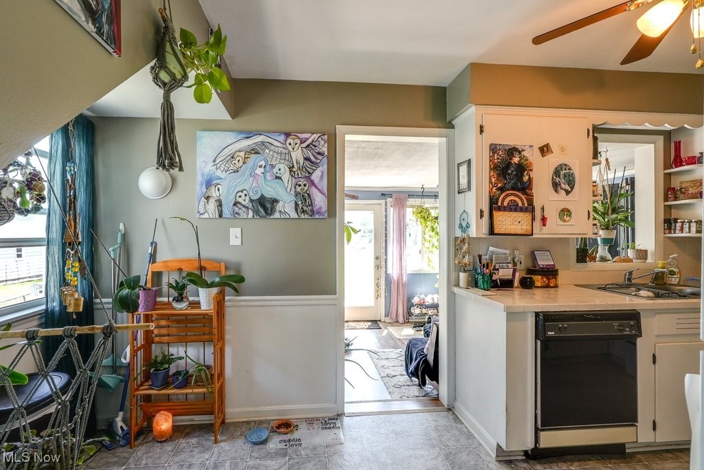 Cuyahoga Falls, Ohio 44223, United States, 4 Bedrooms Bedrooms, ,3 BathroomsBathrooms,Residential,Active,116822