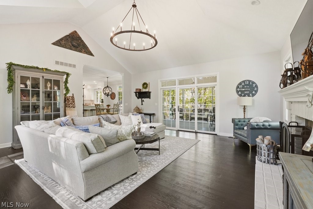 Lindsay Sub - Residential