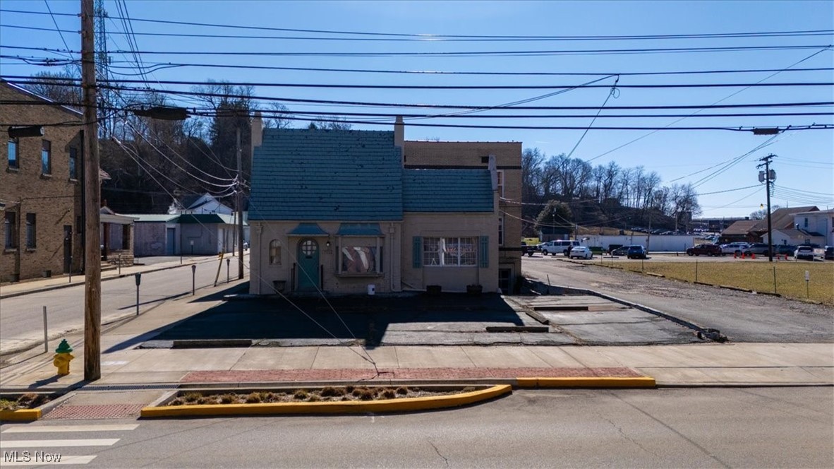 Parkersburg, West Virginia 26101, United States, ,Commercial,Active,2299