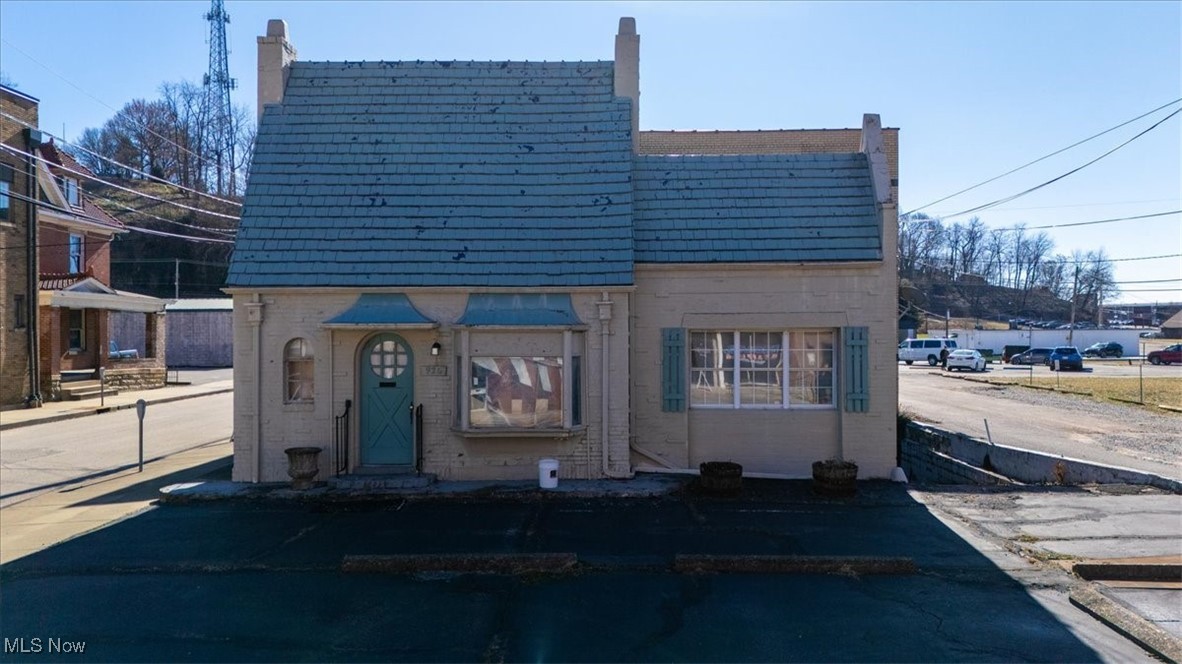 Parkersburg, West Virginia 26101, United States, ,Commercial,Active,2299