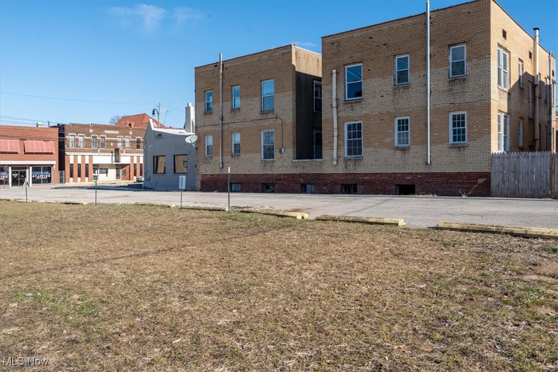 Parkersburg, West Virginia 26101, United States, ,Commercial,Active,2299