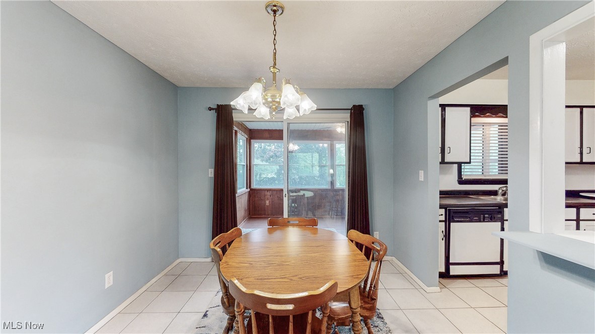 1395 Cecil Drive, Streetsboro, Ohio image 5