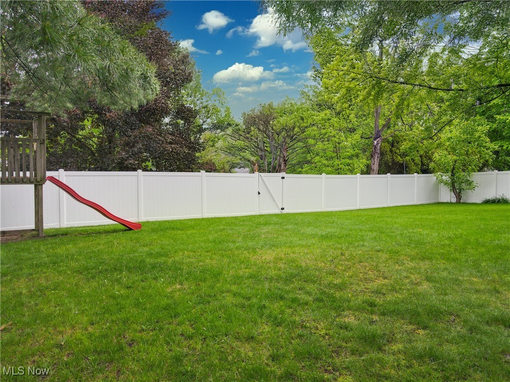 1395 Cecil Drive, Streetsboro, Ohio image 28