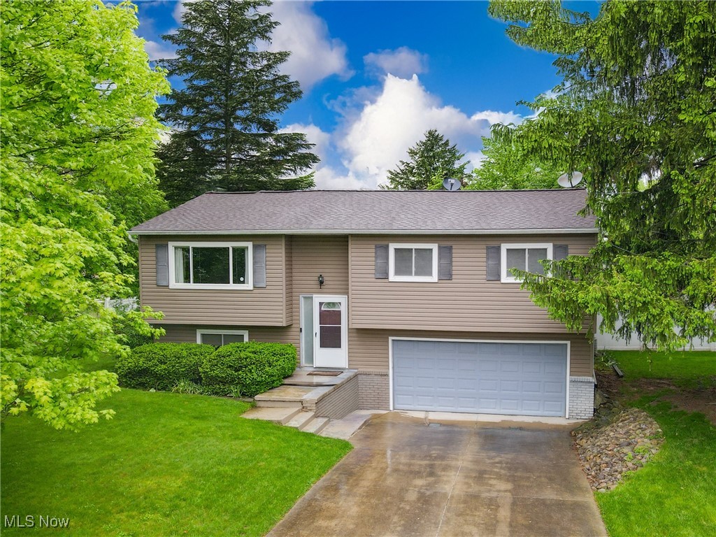 1395 Cecil Drive, Streetsboro, Ohio image 1