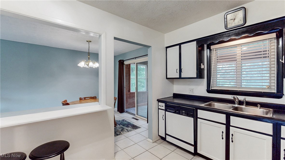 1395 Cecil Drive, Streetsboro, Ohio image 10
