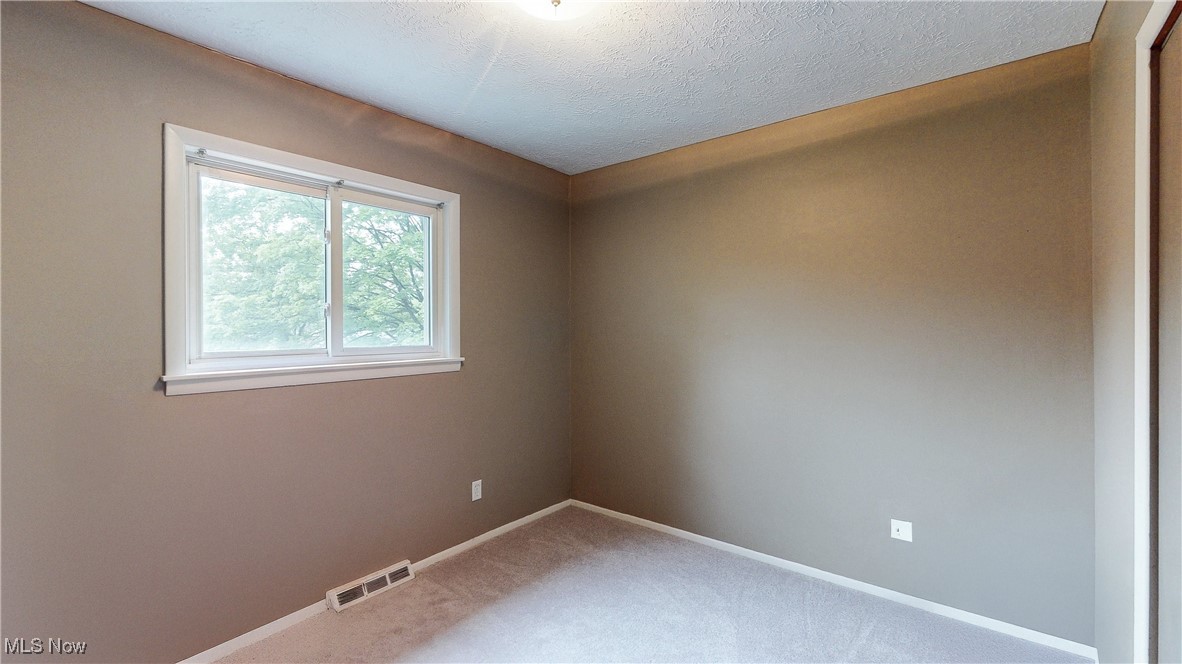 1395 Cecil Drive, Streetsboro, Ohio image 17