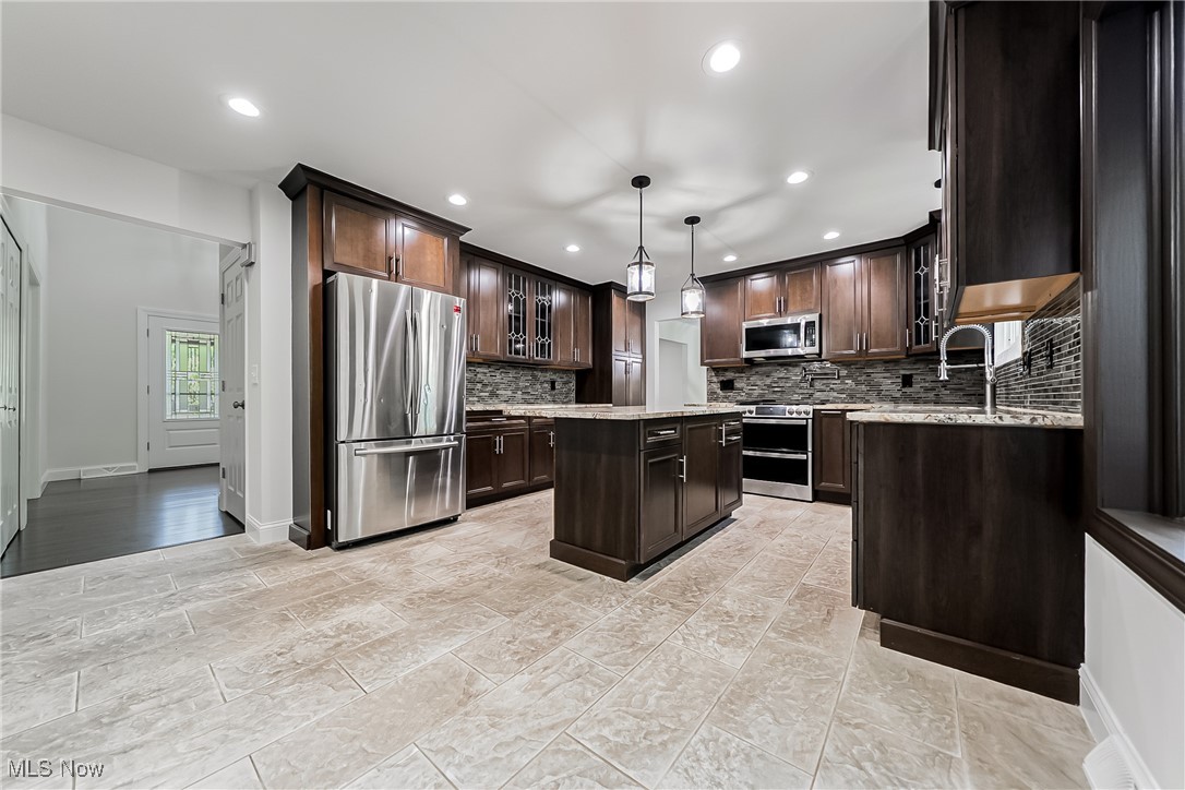 4101 Woodgate Circle, Westlake, Ohio image 8