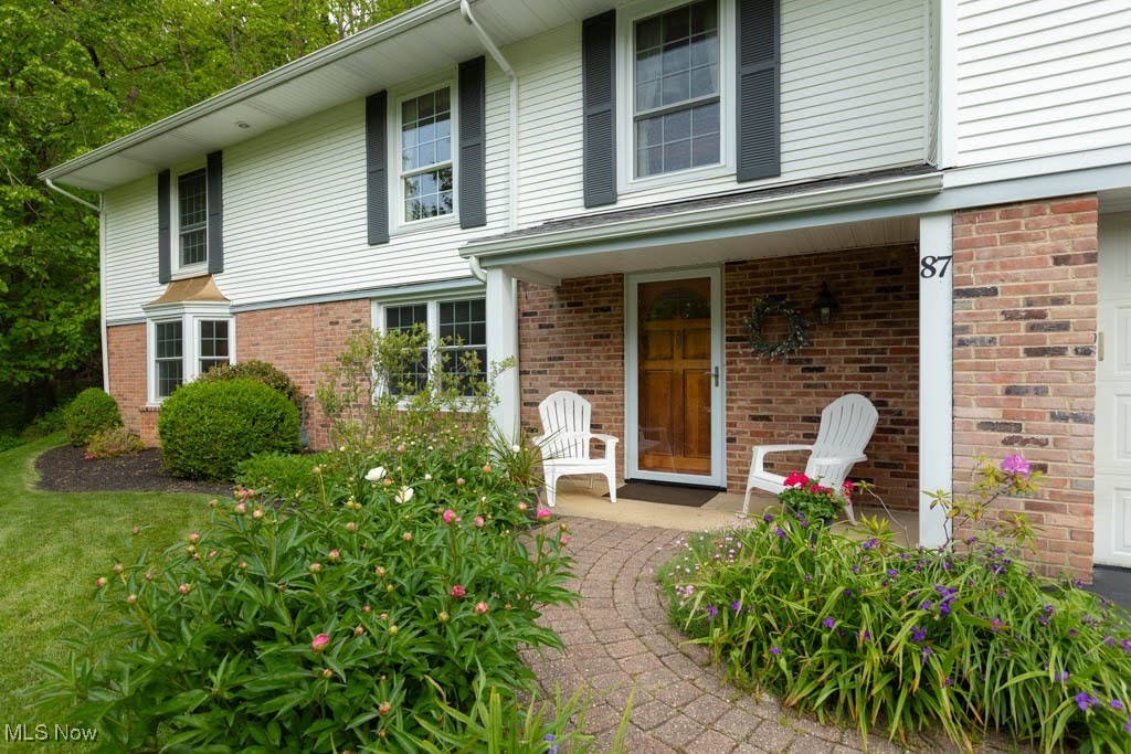 87 Locust Lane, Chagrin Falls, Ohio image 2
