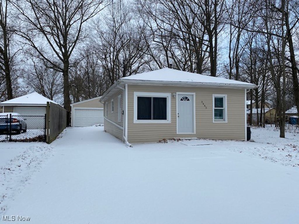 Photo of 3442 Albany Avenue, Lorain, OH 44055 (MLS # 5176711)