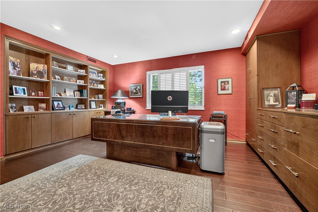 Fairmount Richmond Condo - Residential