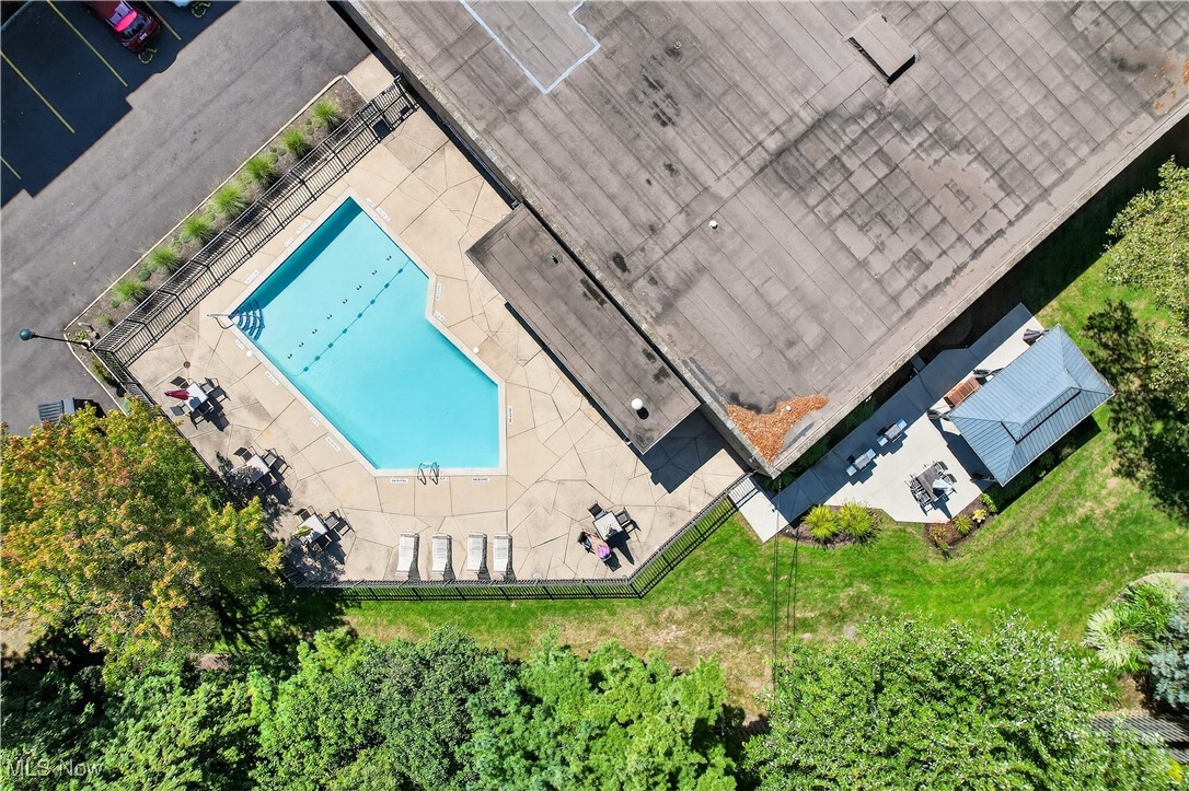 Fairmount Richmond Condo - Residential