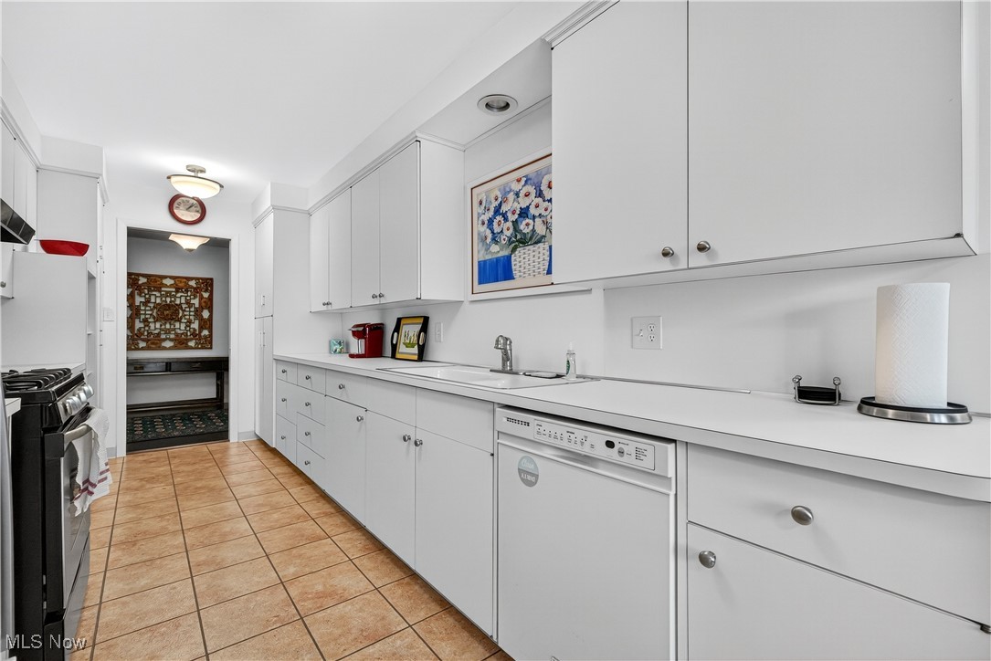 Fairmount Richmond Condo - Residential