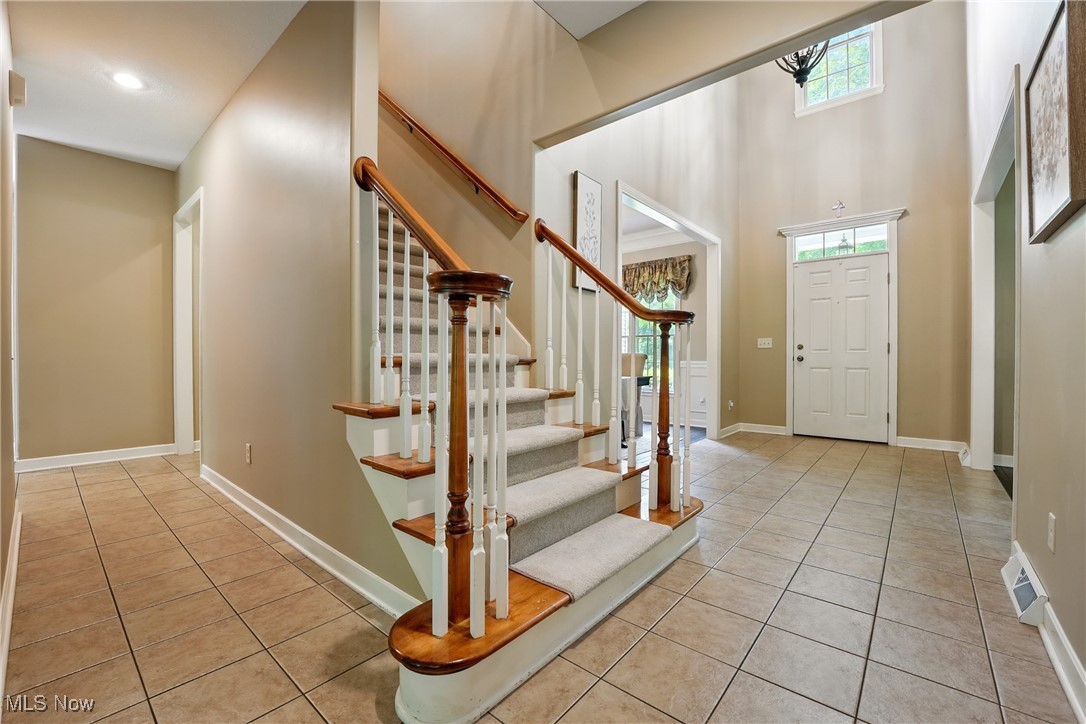 6869 Boardwalk Drive, Poland, Ohio image 6