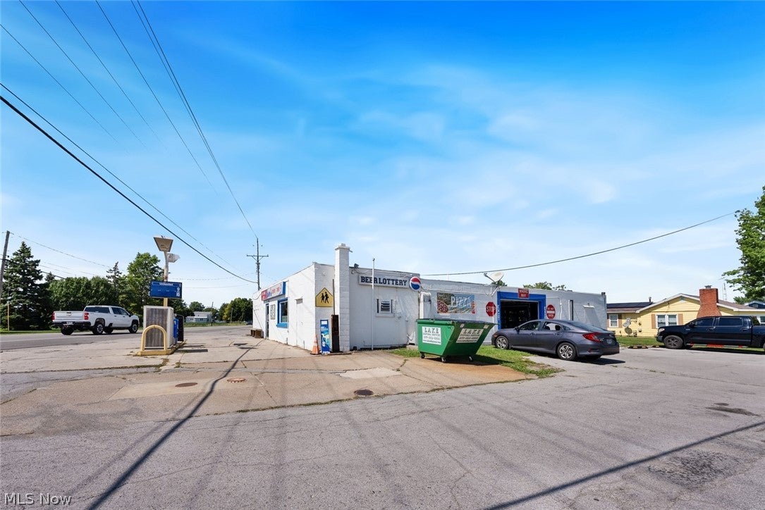 7697 E Harbor Road