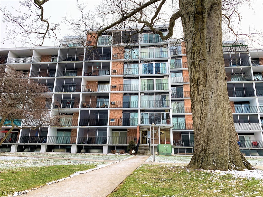 Seven Stories East Condo - Residential