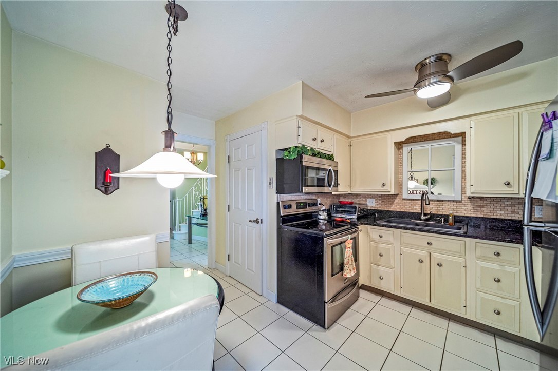 Meadowlawn Condos - Residential