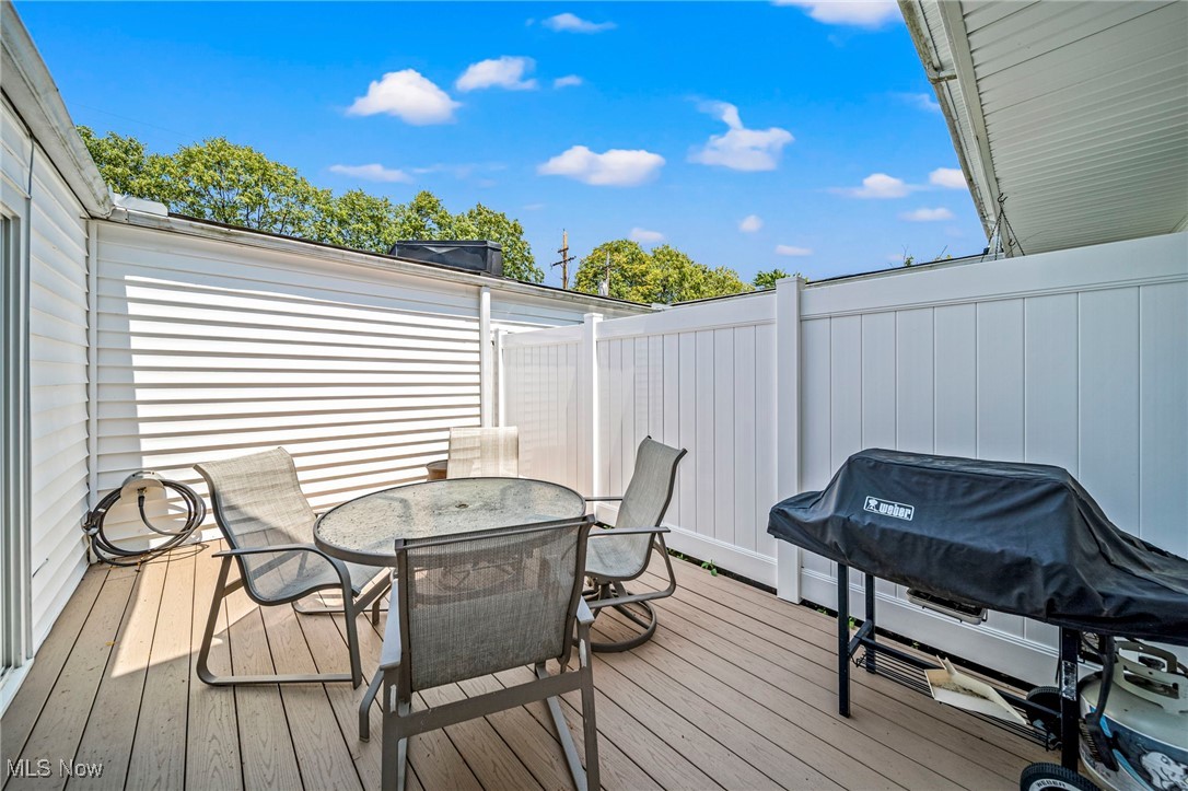 Meadowlawn Condos - Residential