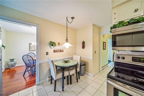 Tiny photo for 15 Meadowlawn Drive #6, Mentor, OH 44060 (MLS # 5180178)