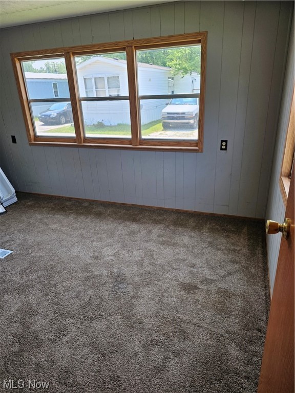 MADISON ESTATES MHC - Residential