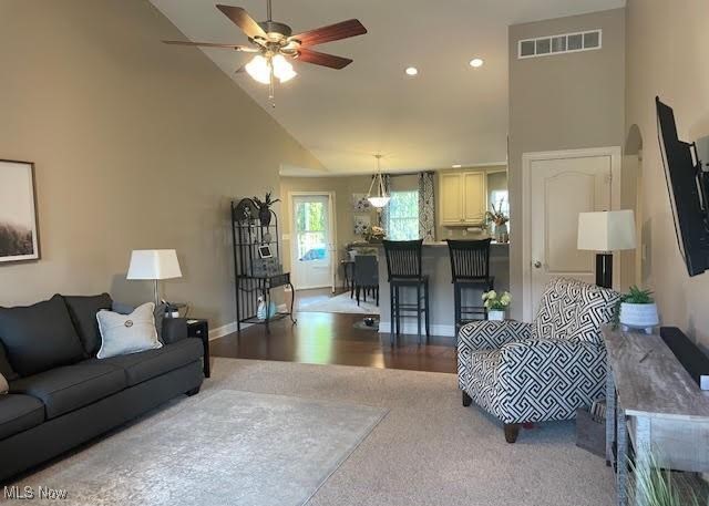 170 Sandy Court #11, New Middletown, Ohio image 9
