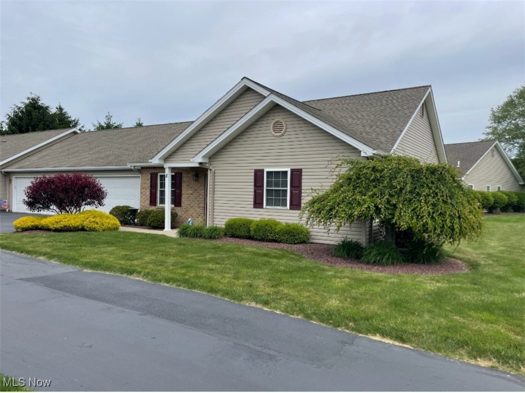 170 Sandy Court #11, New Middletown, Ohio image 3
