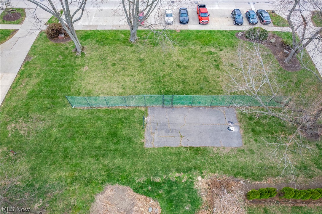 Smugglers Cove Condo 04 - Residential