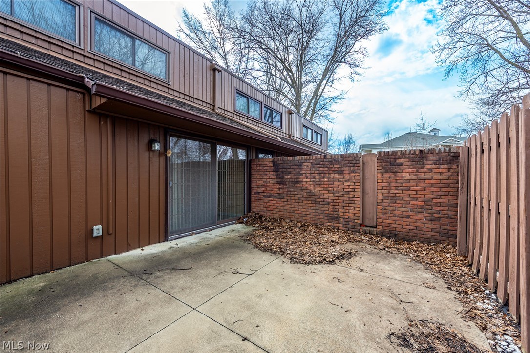 Smugglers Cove Condo 04 - Residential