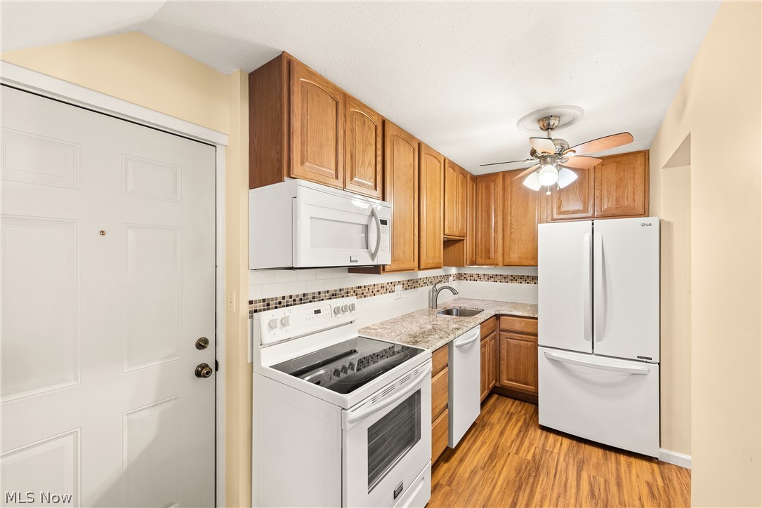 Smugglers Cove Condo 04 - Residential