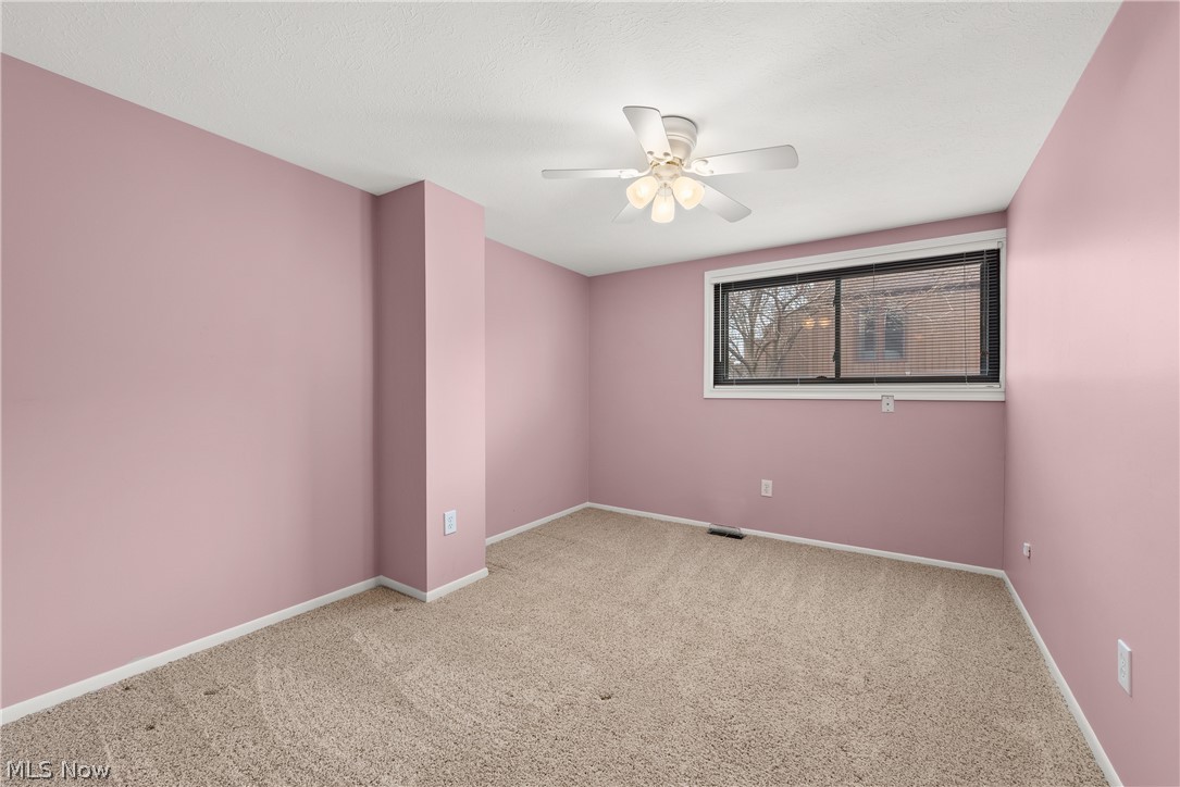 Smugglers Cove Condo 04 - Residential