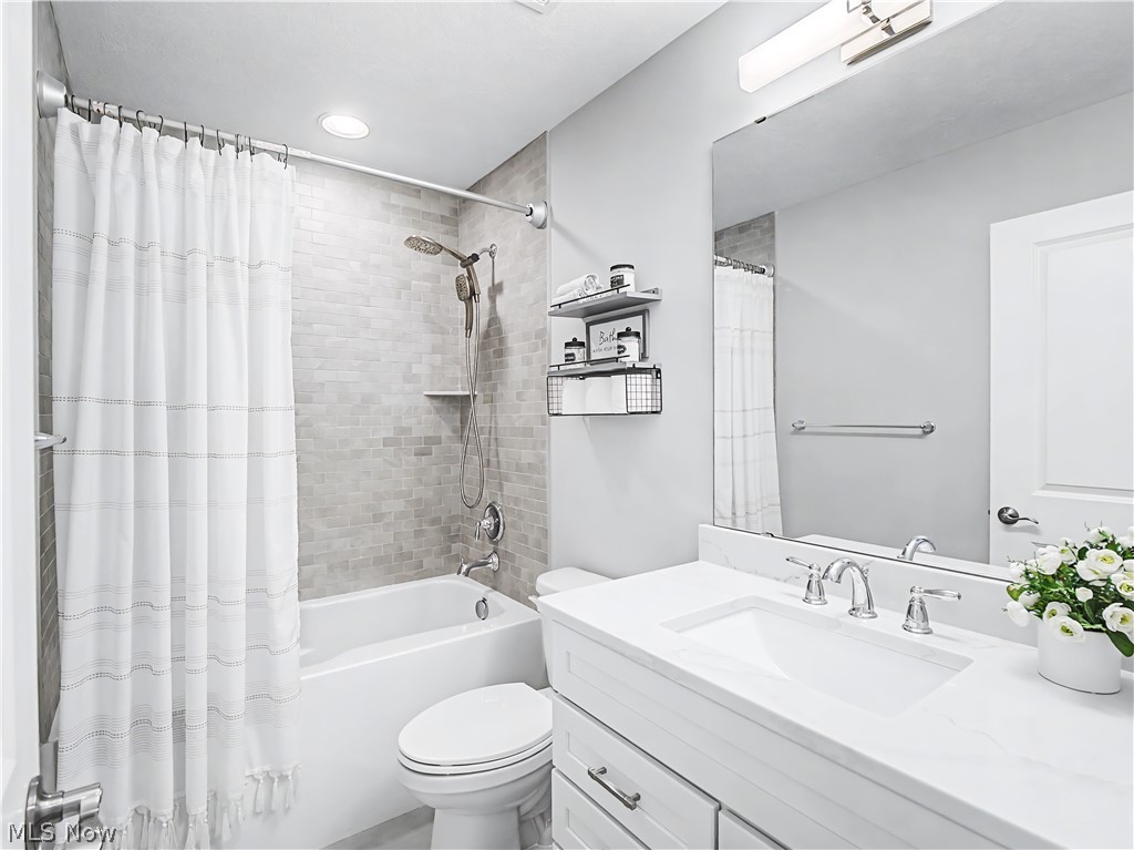 North Ridge Pointe Sub - Residential