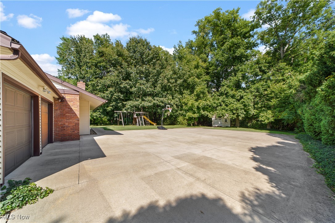 12691 Opalocka Drive, Chesterland, Ohio image 29