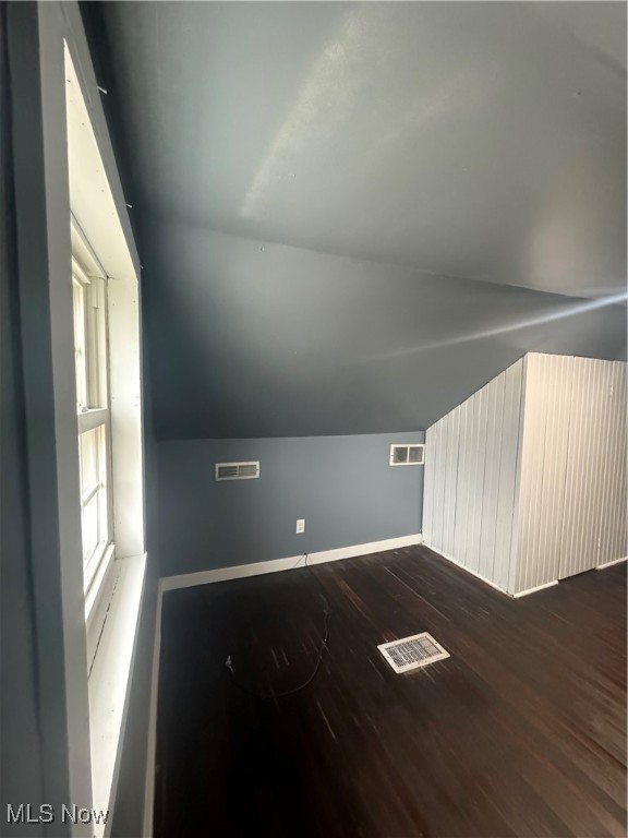 18309 Rockland Avenue, Cleveland, Ohio image 12