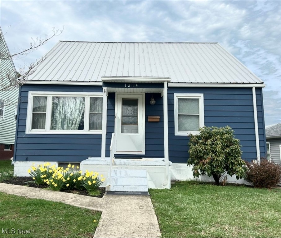 1214 Wentworth Avenue, Toronto, Ohio image 1