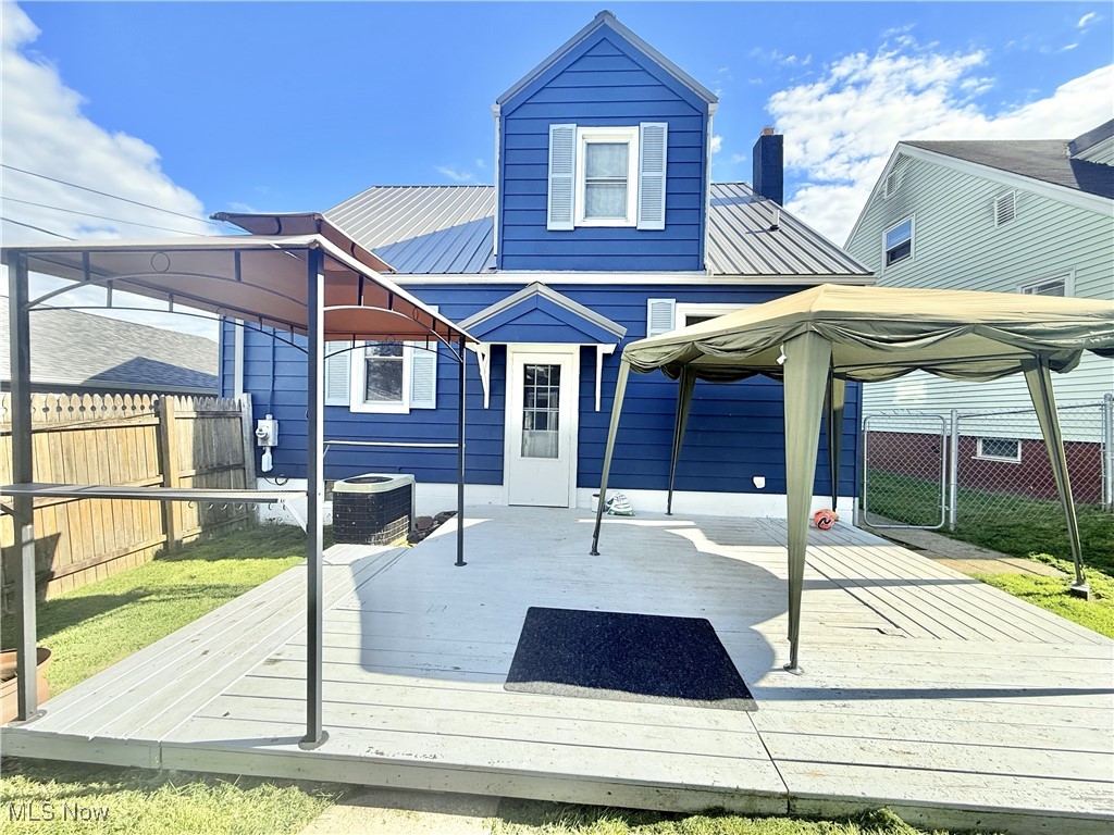1214 Wentworth Avenue, Toronto, Ohio image 24