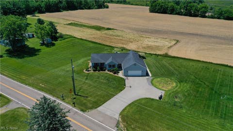 Homes For Sale - 4909 Knox School Road<br/> Homeworth, OH 44634