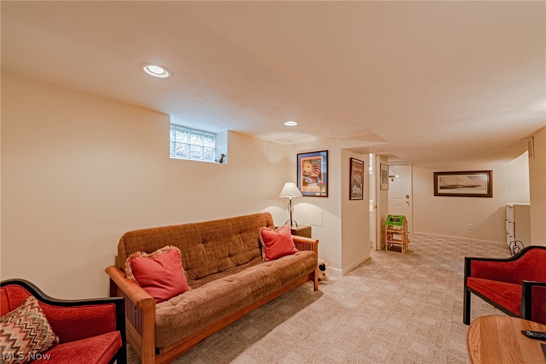 Chagrin Acres - Residential